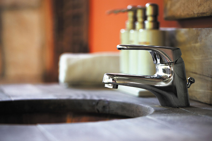 A2B Plumbers are able to fix any leaking taps you may have in Saddleworth. 